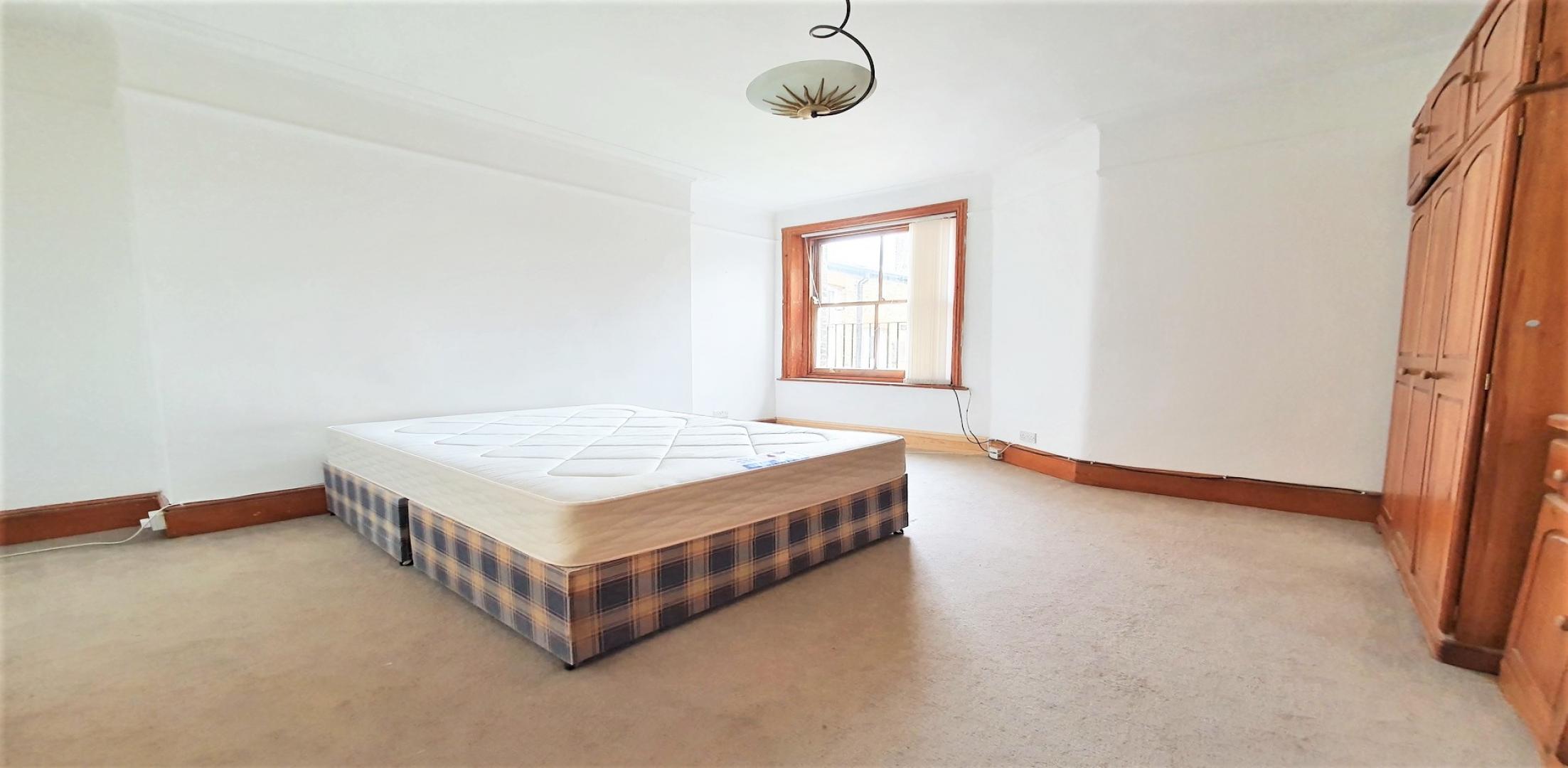 			2 Bedroom, 1 bath, 1 reception Apartment			 Widley Road, MAIDA VALE