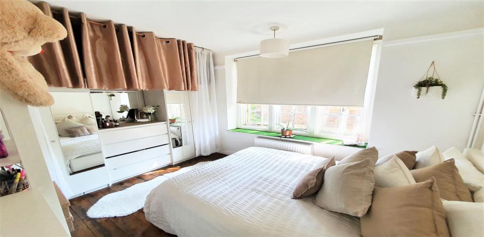 			HEATING and HOT WATER INCLUDED, 2 Bedroom, 1 bath, 1 reception Flat			 Mortimer Crescent, MAIDA VALE / KILBURN PARK