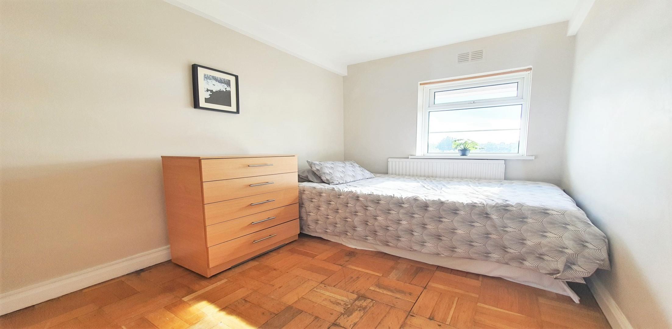 			3 Bedroom, 1 bath, 1 reception Flat			 Oman Avenue, WILLESDEN GREEN