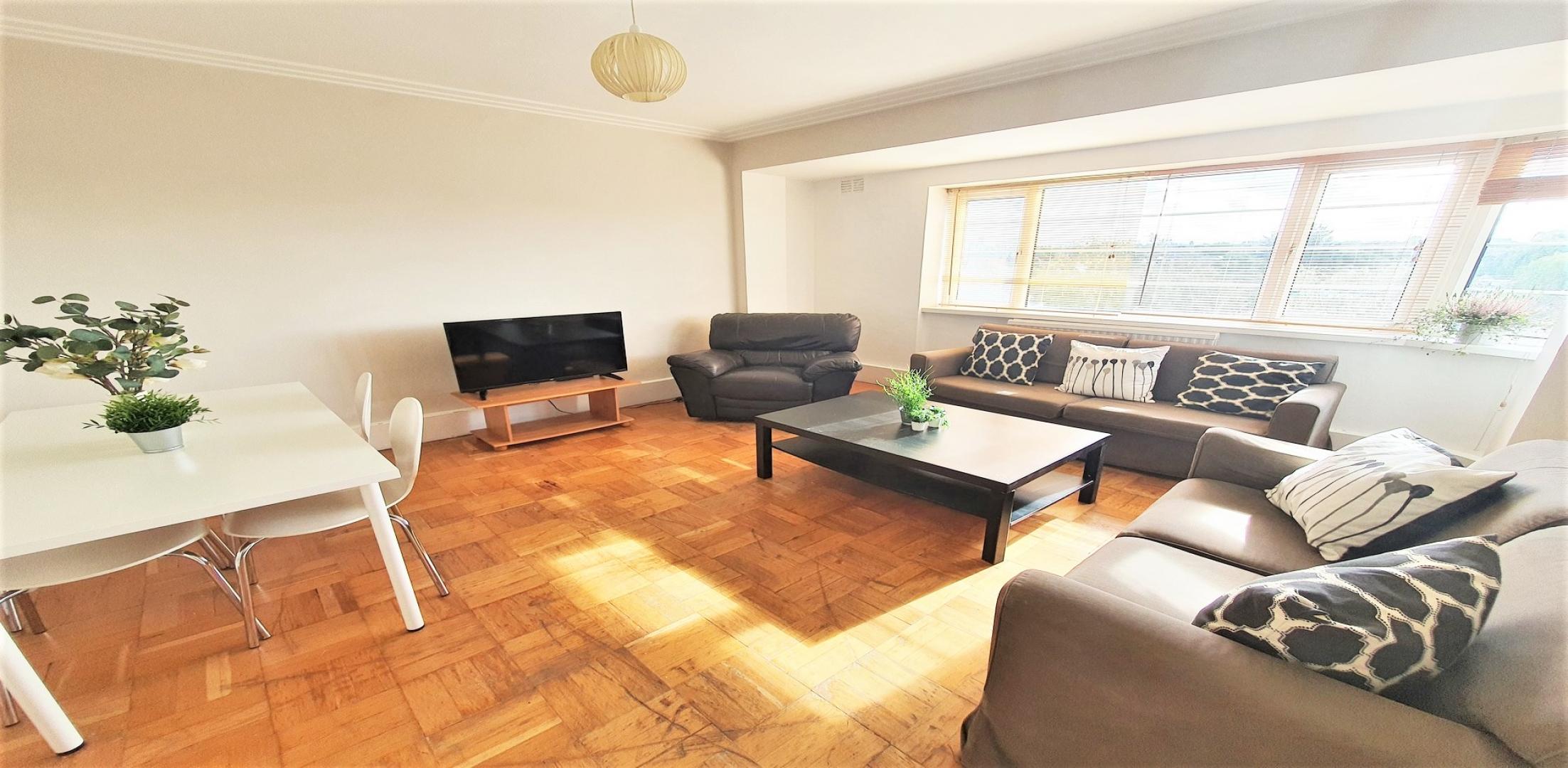 			3 Bedroom, 1 bath, 1 reception Flat			 Oman Avenue, WILLESDEN GREEN