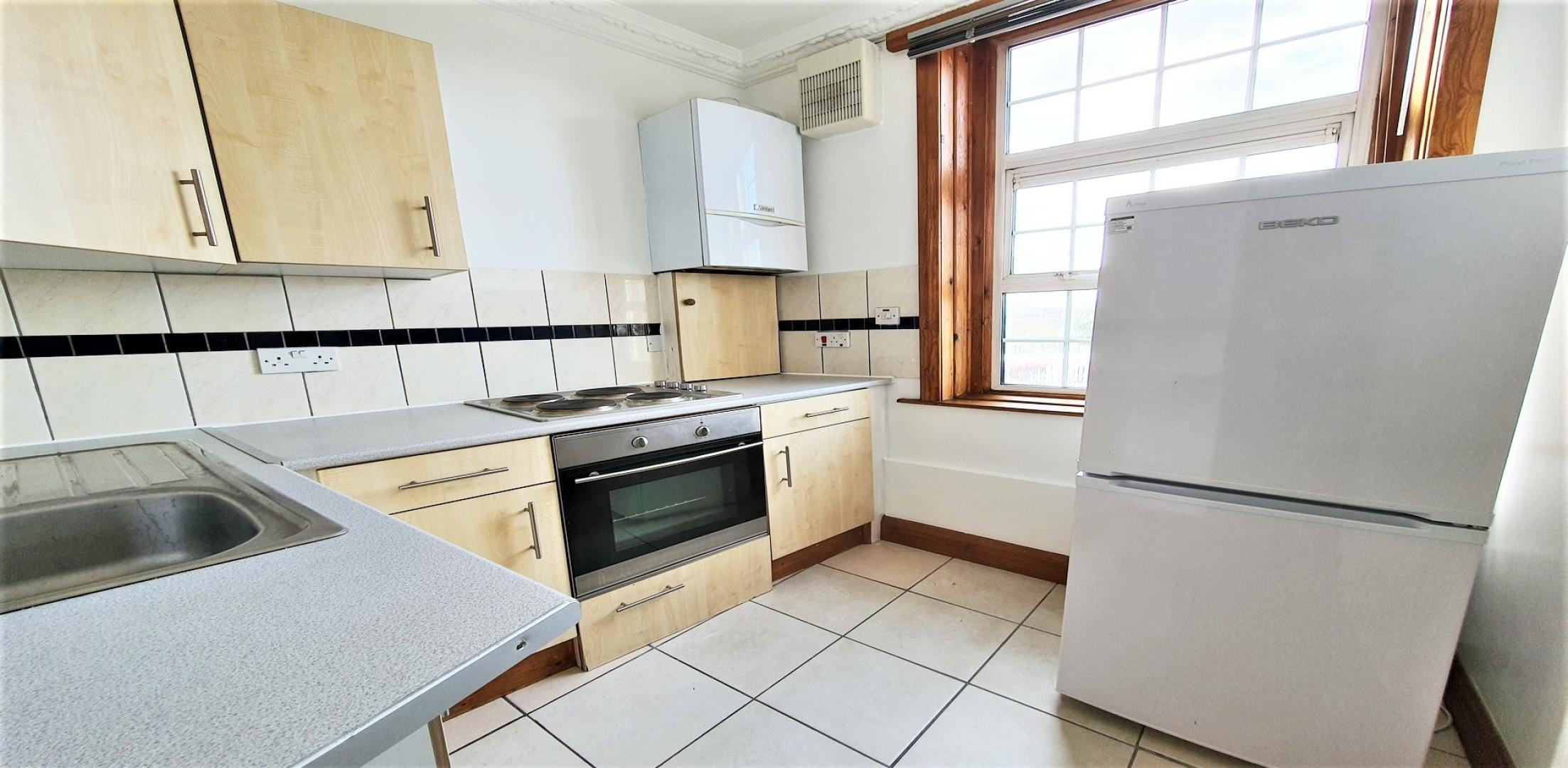 			2 Bedroom, 1 bath, 1 reception Flat			 Burnley Road, DOLLIS HILL