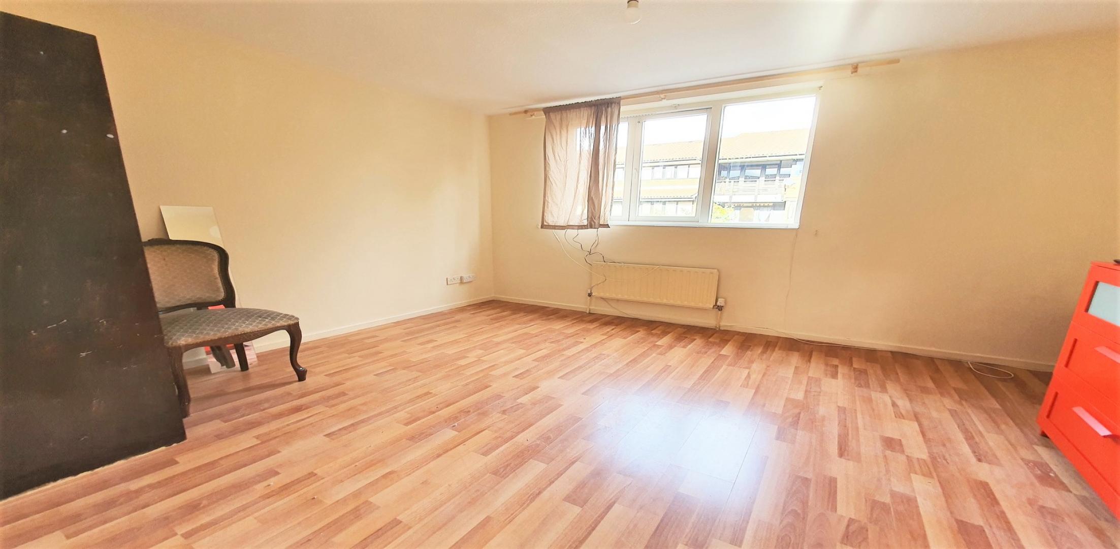 			5 Bedroom, 2 bath, 1 reception House			 Brassey Road, WEST HAMPSTEAD
