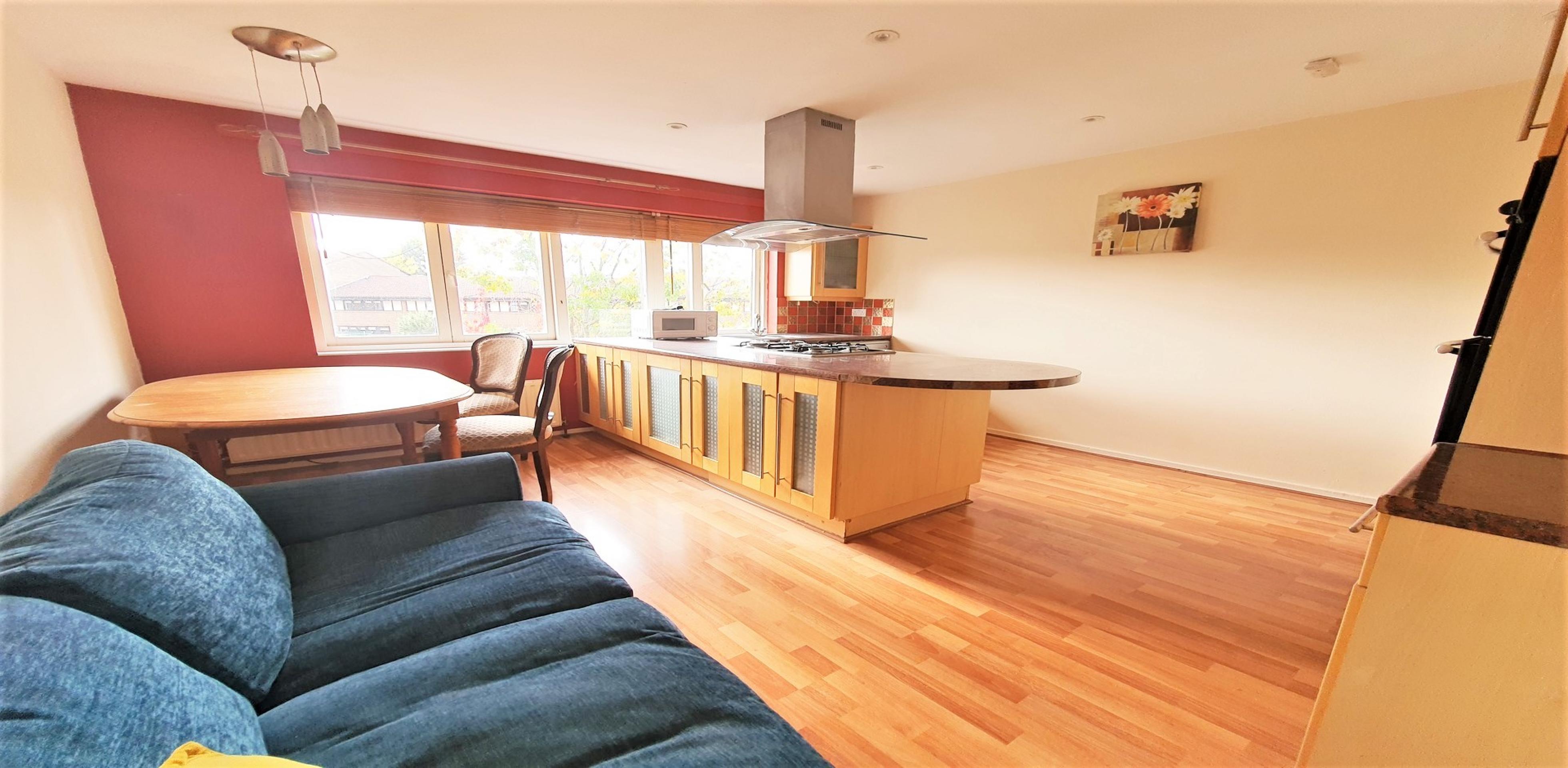 			5 Bedroom, 2 bath, 1 reception House			 Brassey Road, WEST HAMPSTEAD NW6