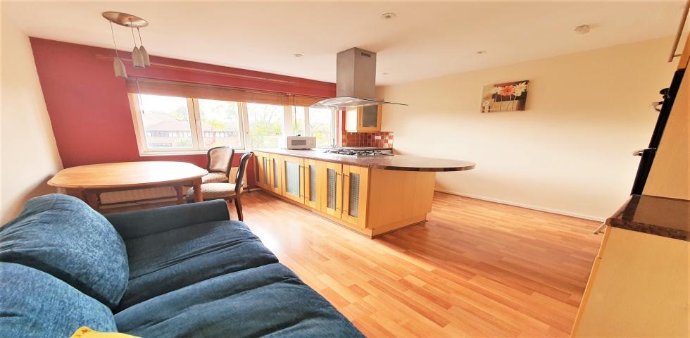 			5 Bedroom, 2 bath, 1 reception House			 Brassey Road, WEST HAMPSTEAD