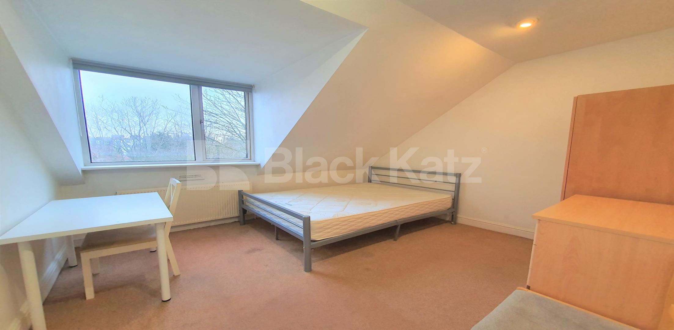 			2 Bedroom, 1 bath, 1 reception 			 Mapesbury Road, Teignmouth Court, NW2,  Teignmouth Court