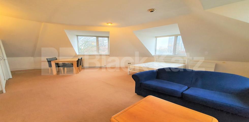 			2 Bedroom, 1 bath, 1 reception 			 Mapesbury Road, Teignmouth Court, NW2,  Teignmouth Court