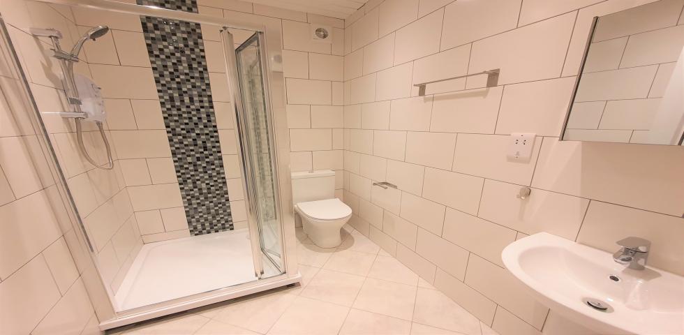 			Studio Apartment, 1 bath, 0 reception Studio			 Kilburn Lane, Queens Park