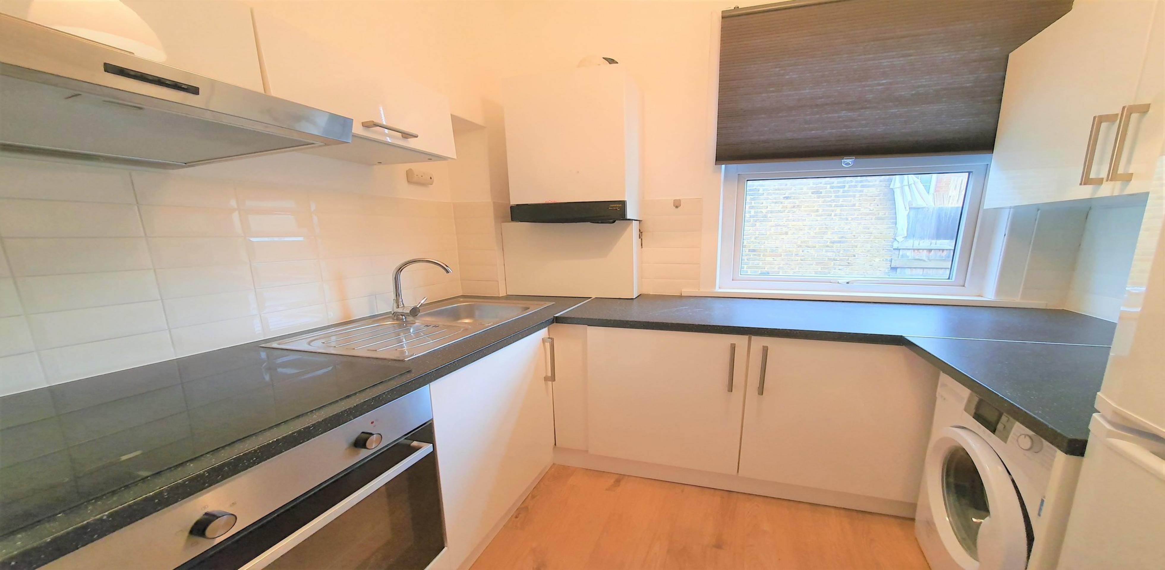 			1 Bedroom, 1 bath, 1 reception Flat			 Kilburn Lane, QUEENS PARK W10