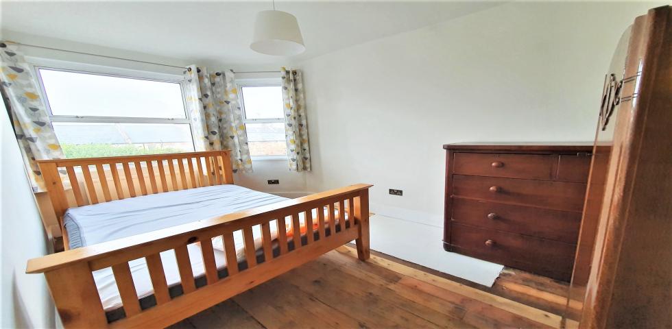 			3 Bedroom, 2 bath, 1 reception Flat			 Ballards Lane, NORTH FINCHLEY 
