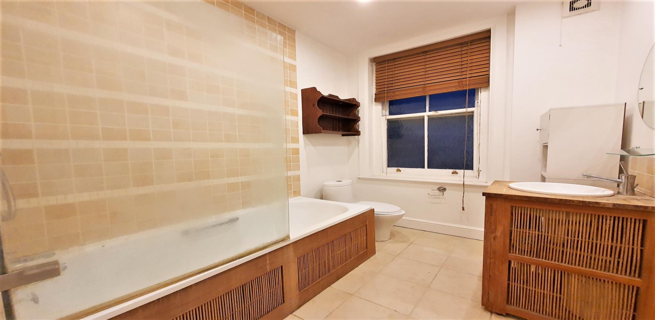 			1 Bedroom, 1 bath, 1 reception Apartment			 Willesden Lane, WILLESDEN GREEN