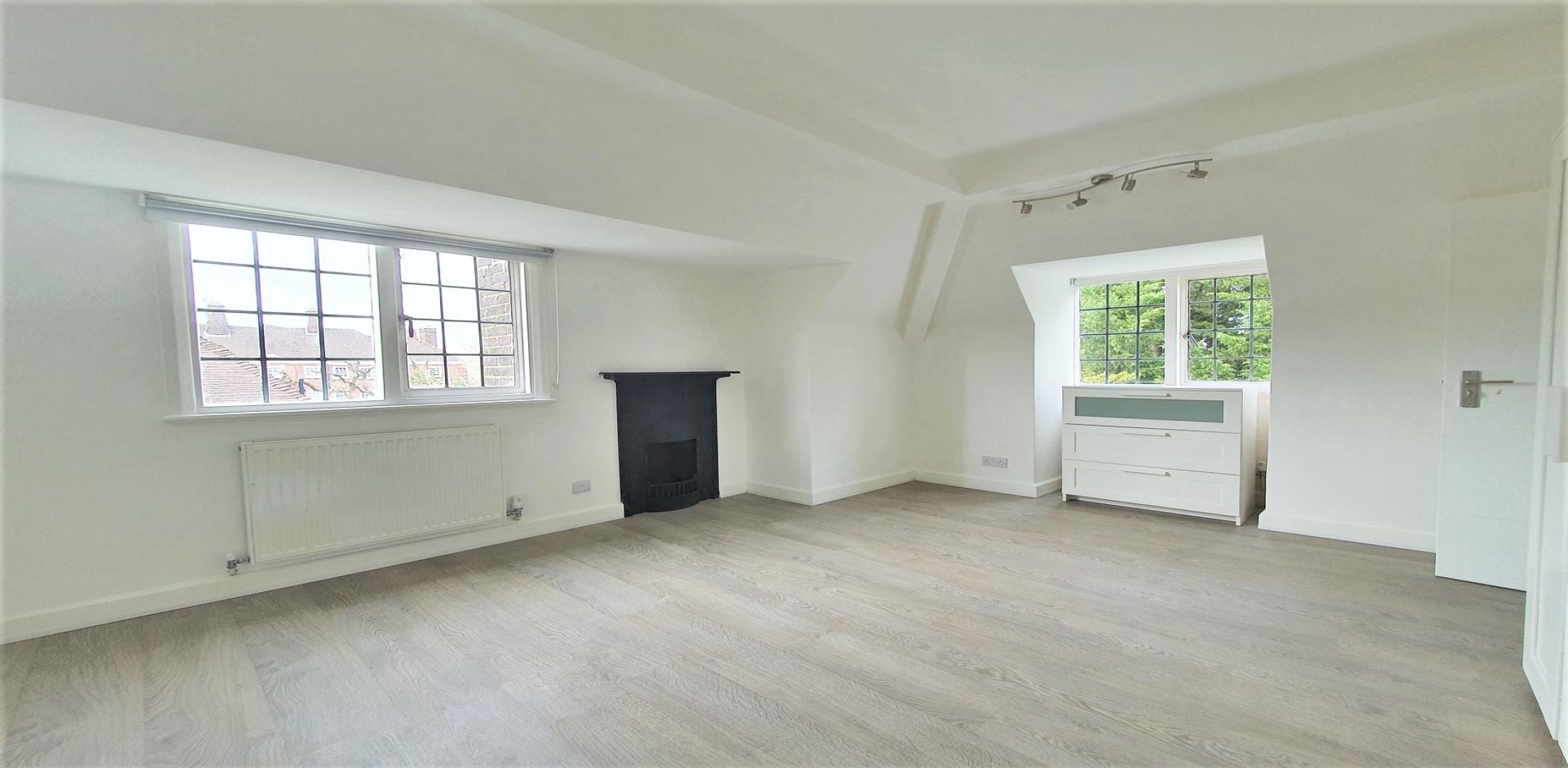 			NEW INSTRUCTION, 2 Bedroom, 2 bath, 1 reception Flat			 Willifield Way, HAMPSTEAD GARDEN SUBURB / TEMPLE FORTUNE