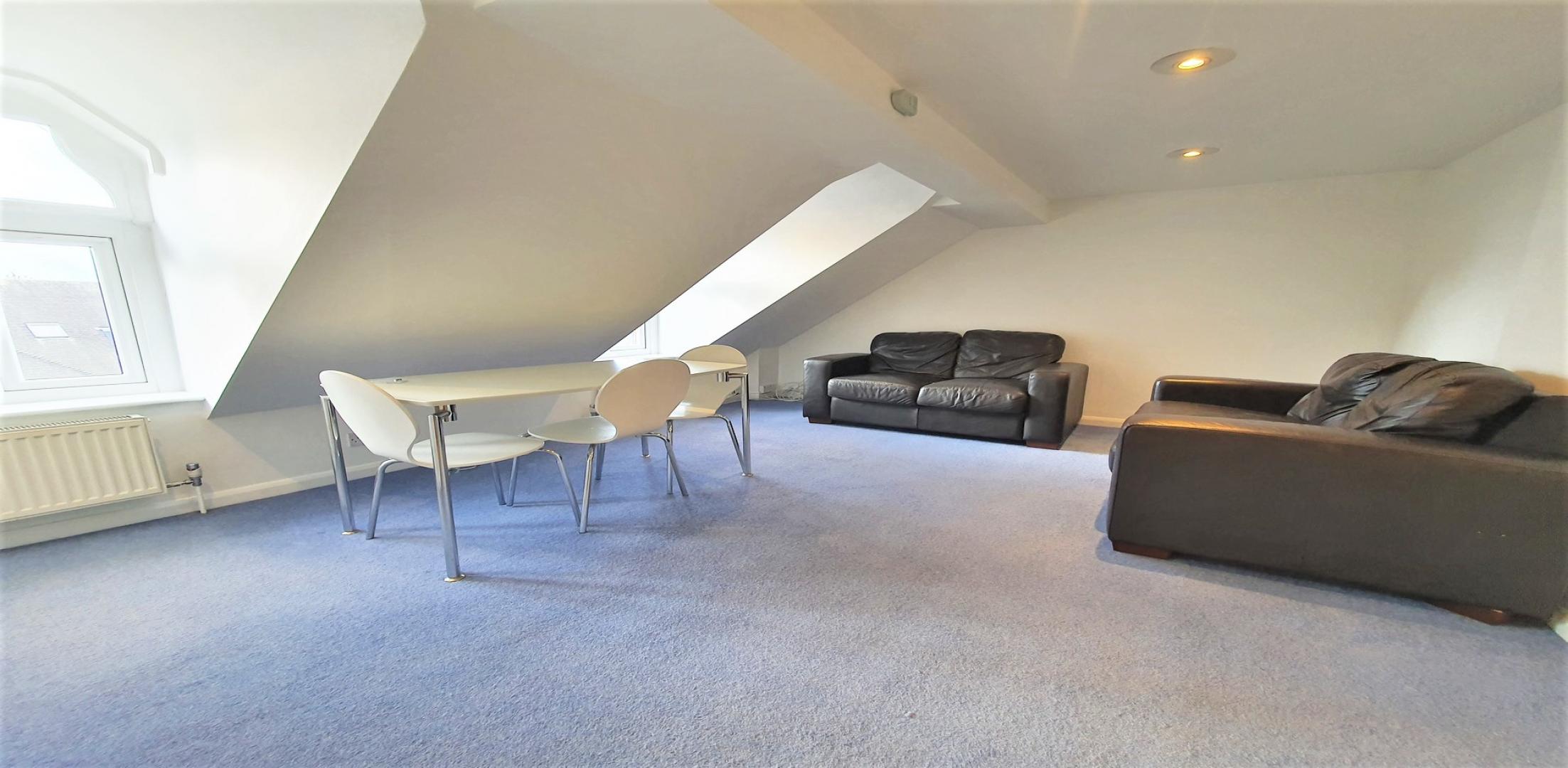 			1 Bedroom, 1 bath, 1 reception Flat			 Haverstock Hill, BELSIZE PARK