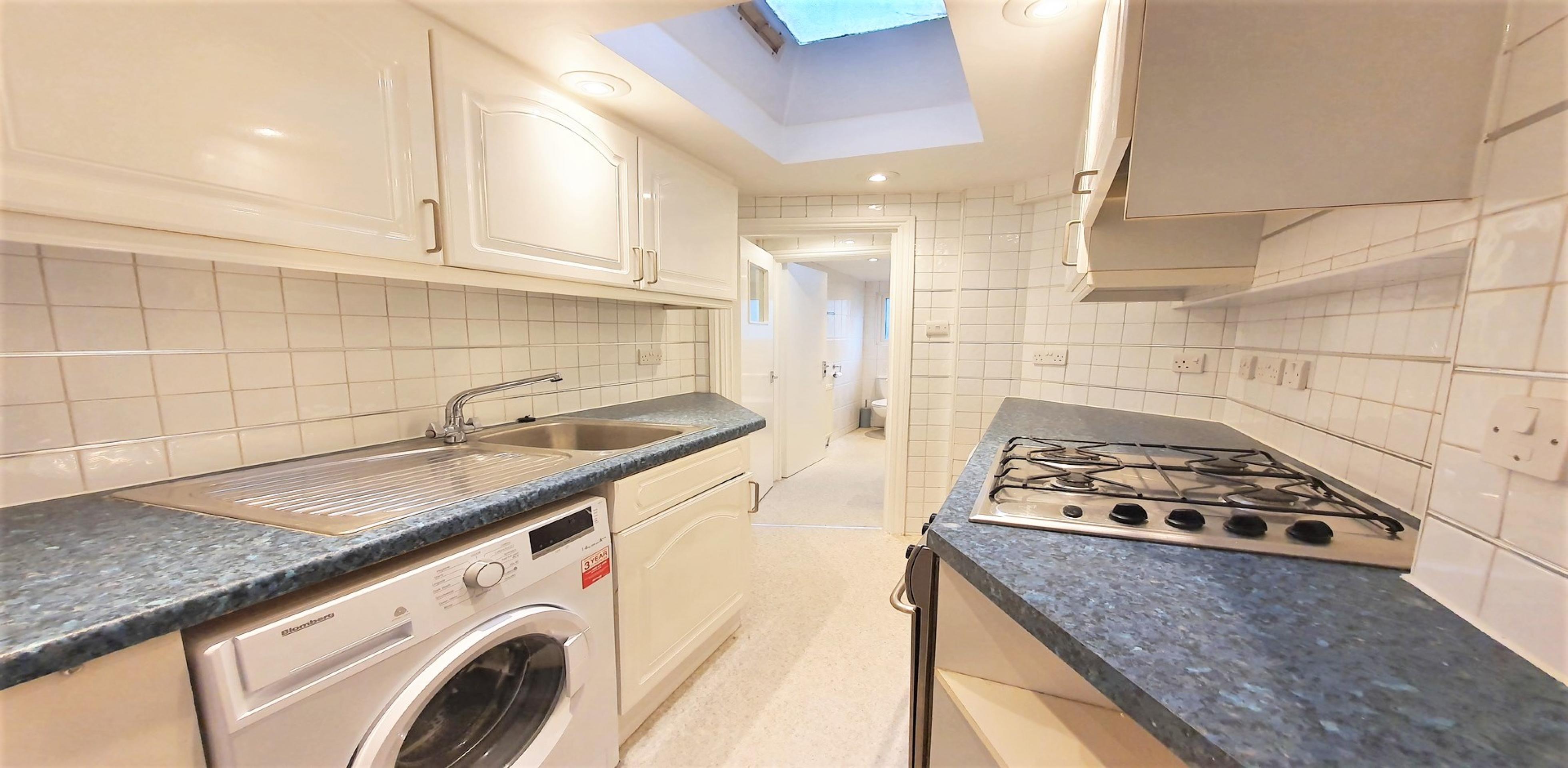 			WATER RATES INCLUDED, Studio Apartment, 1 bath, 1 reception Studio			 Glenmore Road, BELSIZE PARK NW3