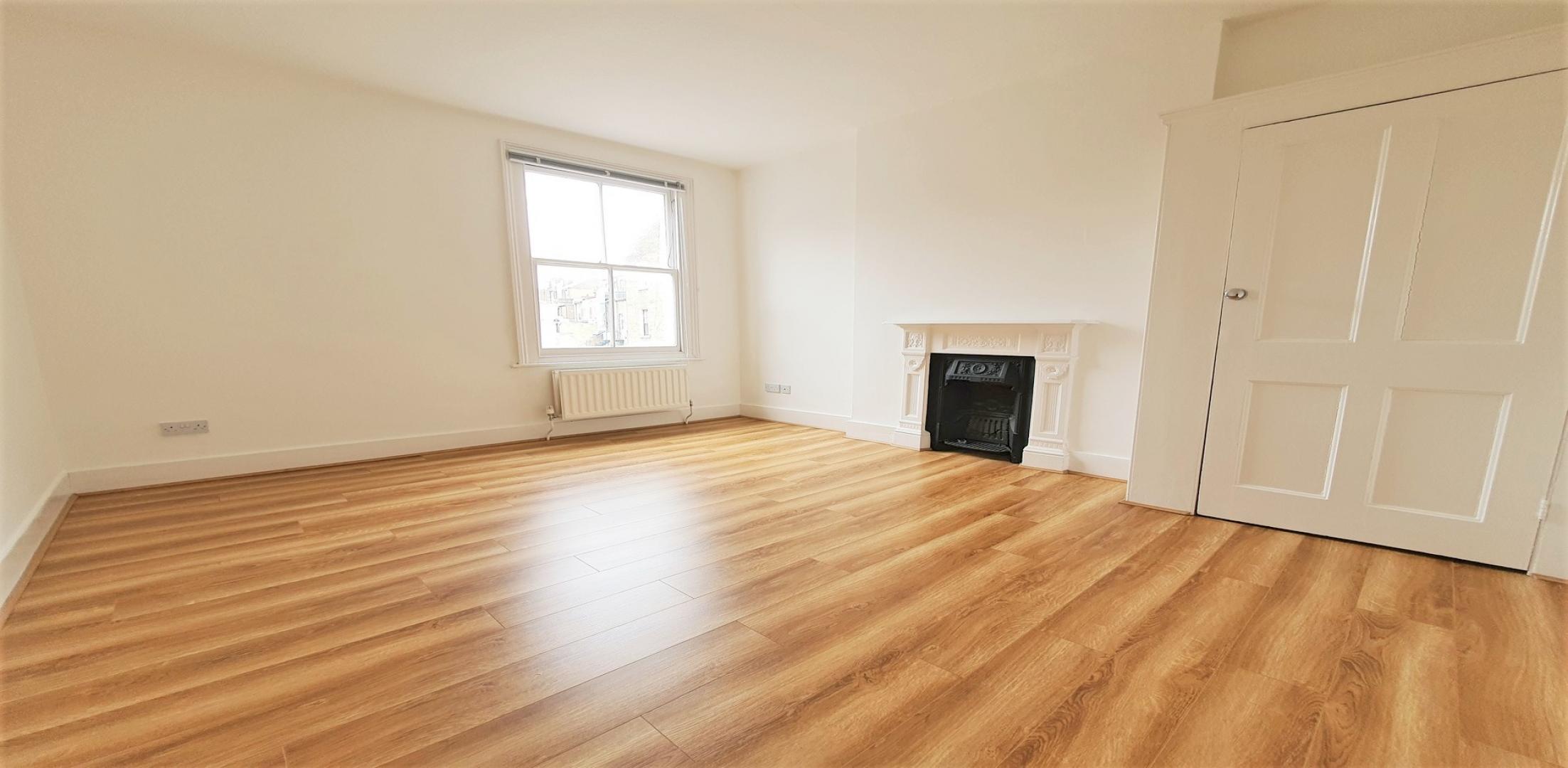 			2 Bedroom, 1 bath, 1 reception Apartment			 Victoria Road , QUEENS PARK