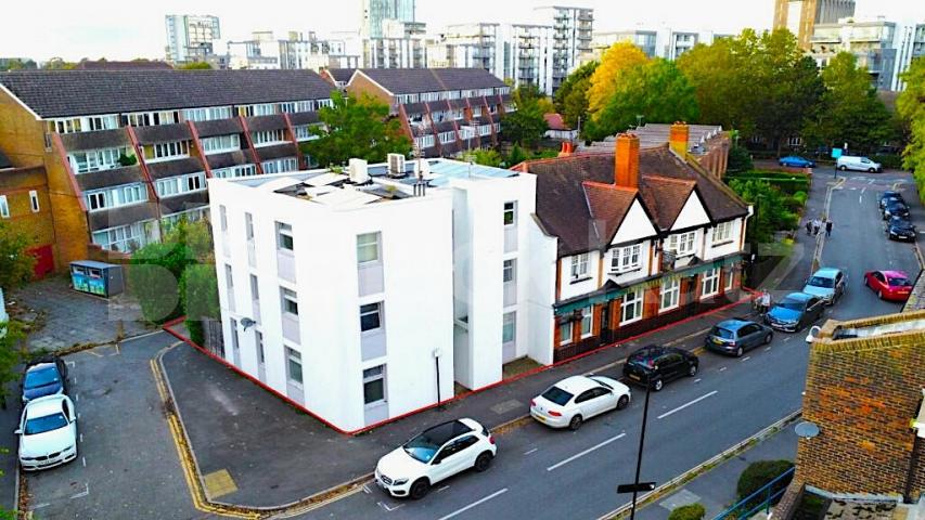 A well-presented studio apartment located on Clayponds Lane, London TW8 0BN, available immediately Clayponds Lane, Brentford, TW8,  Brentford