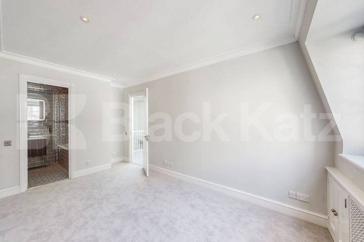 Period charm with contemporary living in Belgravia   Cobham Court Chester Close, Belgravia 