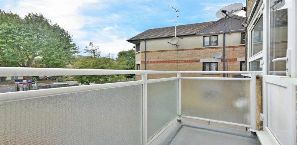 			2 Bedroom, 1 bath, 1 reception Flat			 Willesden Lane, Willesden Green