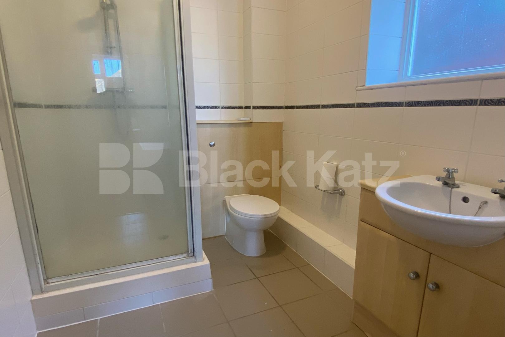 Generous three bedroomed, two bathroomed period conversion   Farnan Road  , Streatham