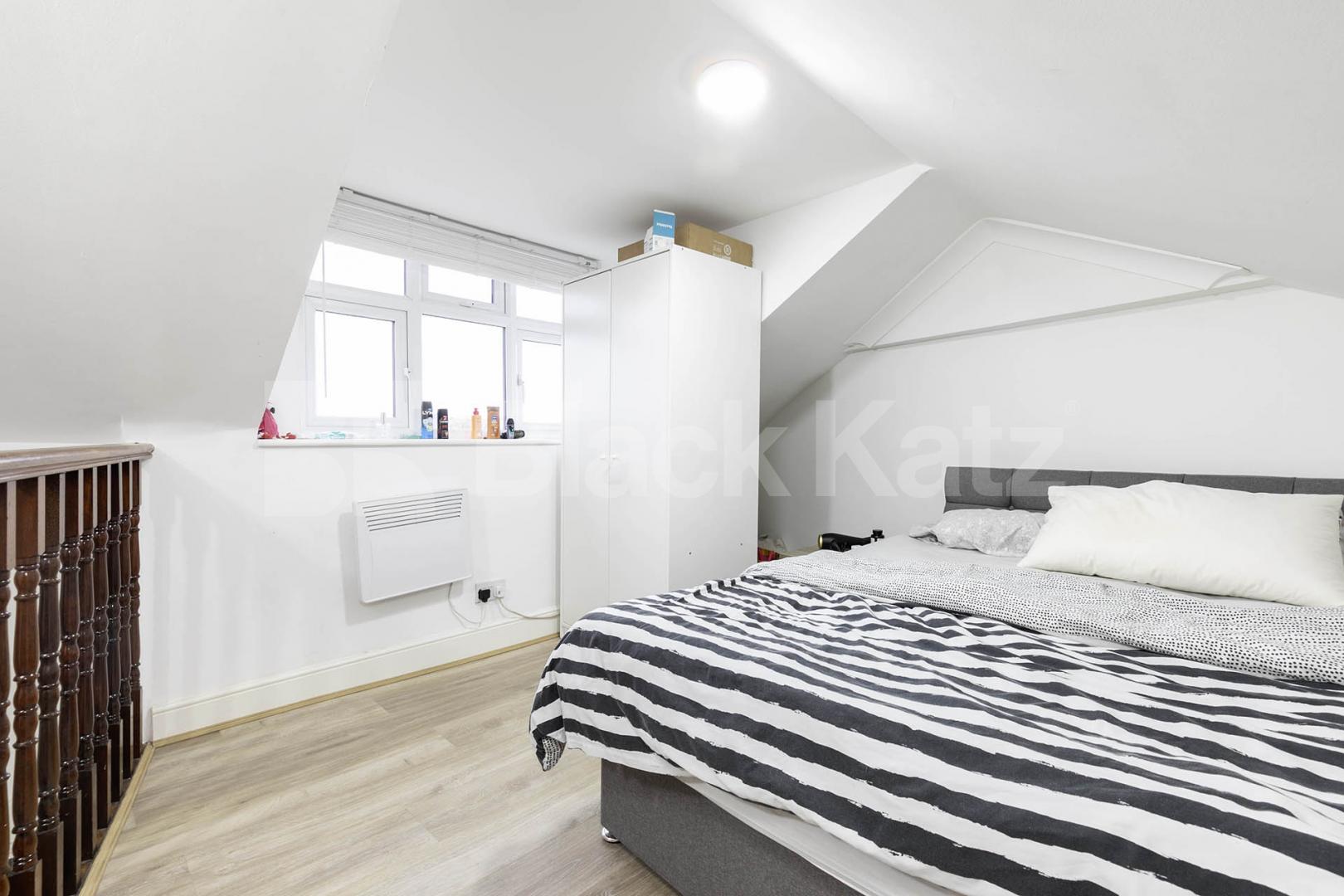 			2 Bedroom, 1 bath, 1 reception 			 High Road,  London  NW10