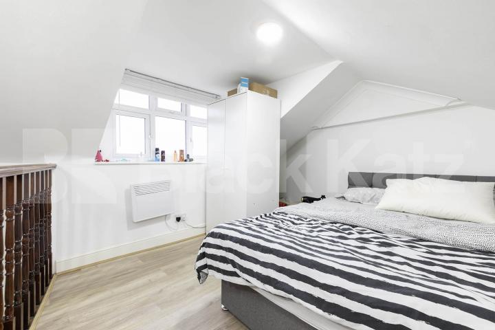 			2 Bedroom, 1 bath, 1 reception 			 High Road,  London  NW10