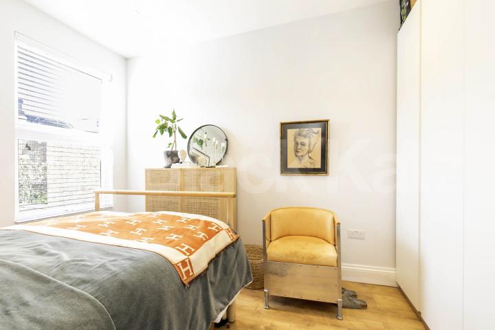 An excellent recently refurbished two double bedroom apartment located on the top floor of beautifully presented Victorian house conversion in Kensal Green (Bakerloo Line) College Road, London, NW10,  London