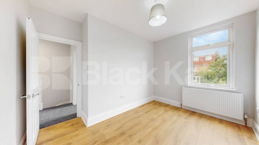 A beautifully renovated house available now, offered furnished or unfurnished to suit your requirements.This spacious property features a bright and modern open-plan reception area, creating an ideal space for both relaxing and entertaining Geary Road, London, NW10,  London