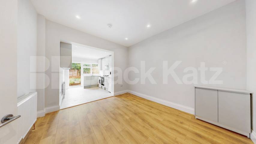 A beautifully renovated house available now, offered furnished or unfurnished to suit your requirements.This spacious property features a bright and modern open-plan reception area, creating an ideal space for both relaxing and entertaining Geary Road, London, NW10,  London