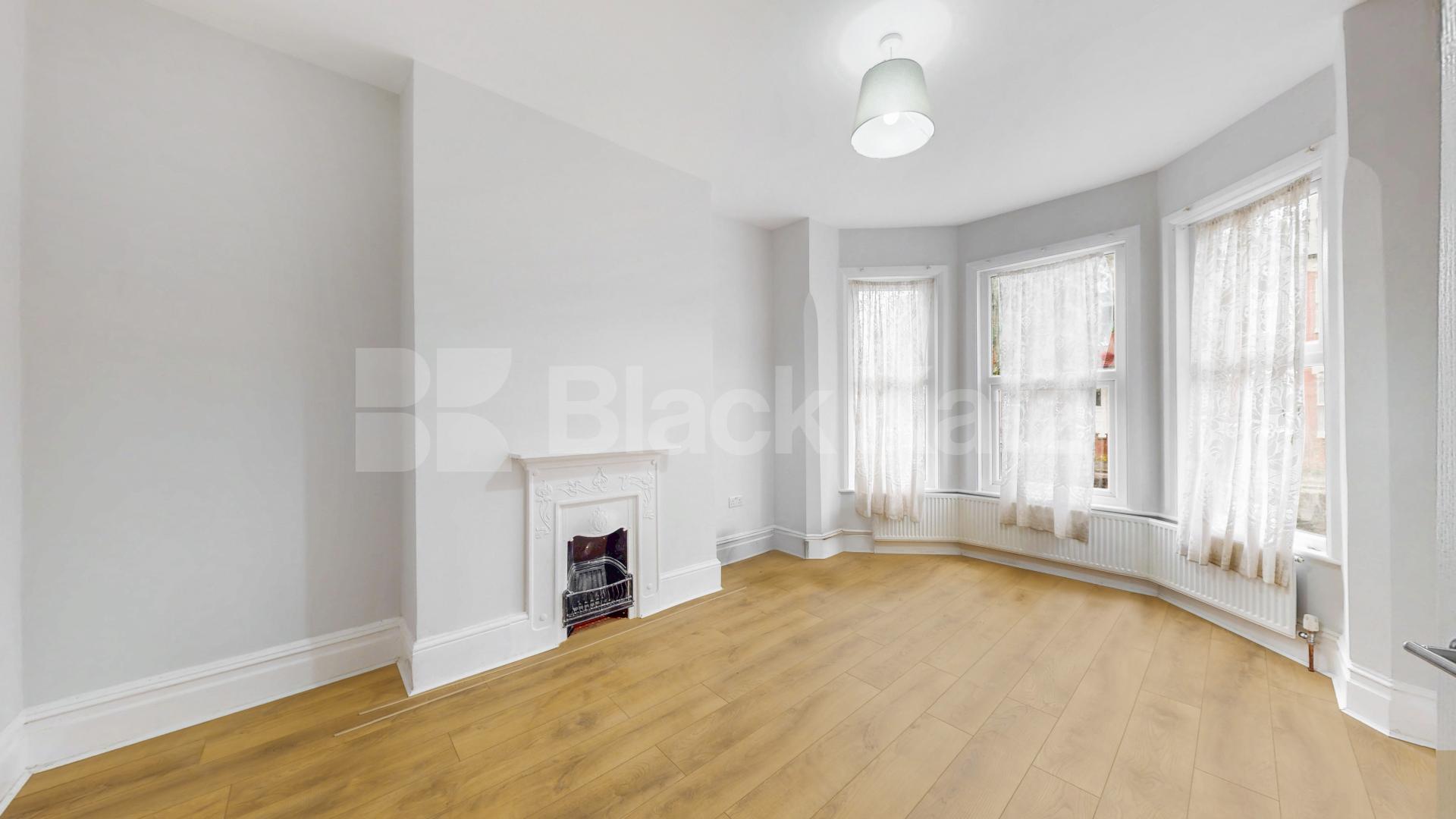 A beautifully renovated house available now, offered furnished or unfurnished to suit your requirements.This spacious property features a bright and modern open-plan reception area, creating an ideal space for both relaxing and entertaining Geary Road, London, NW10,  London