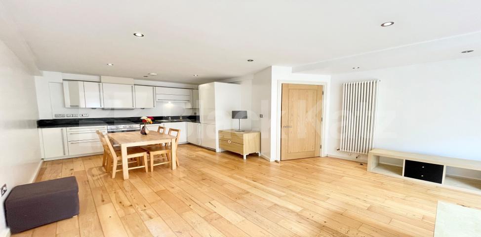 			LET , 1 Bedroom, 1 bath, 1 reception Apartment			 Magdalen Street, London Bridge