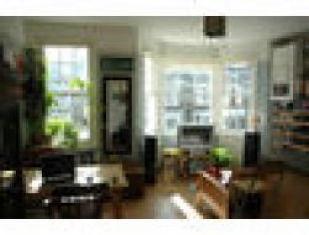 			A must see!, 3 Bedroom, 1 bath, 1 reception Flat			 Hopefield Avenue, QUEENS PARK NW6