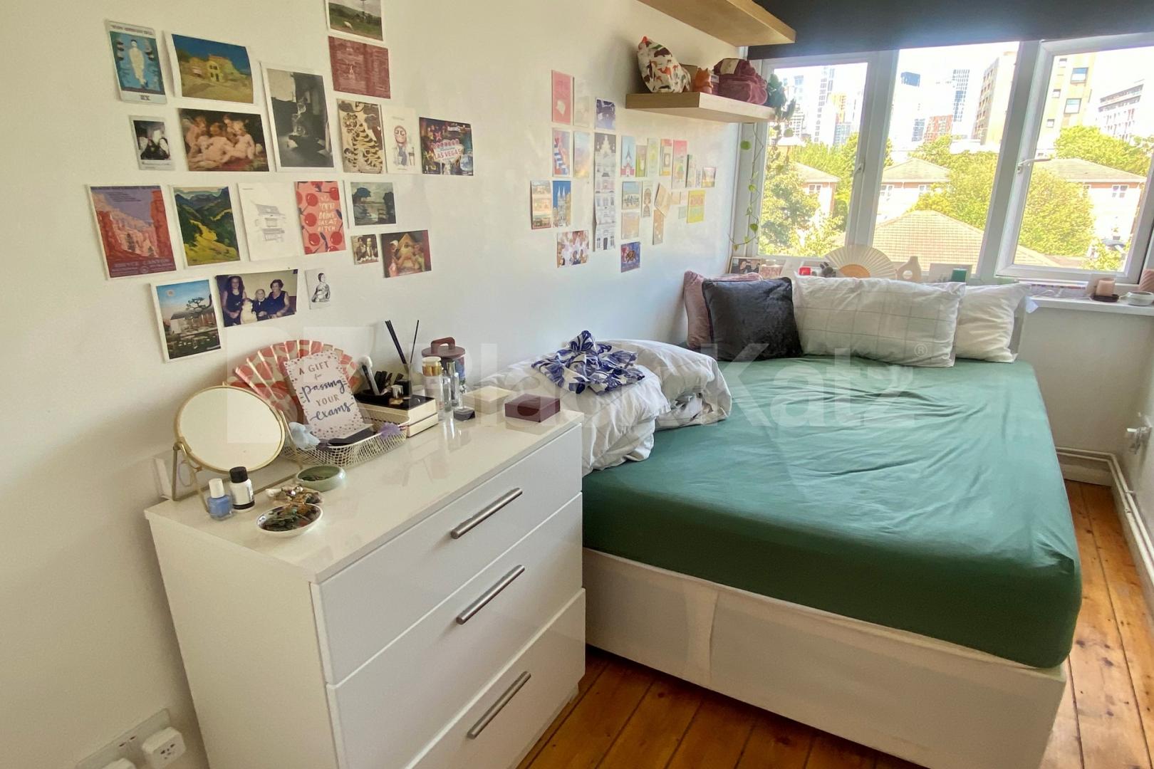 Superbly located duplex apartment   Thessaly Road, Stockwell/Vauxhall/Battersea