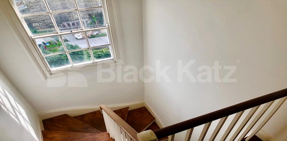 			UNDER OFFER , 1 Bedroom, 1 bath, 1 reception Apartment			 Coldharbour Lane, Camberwell