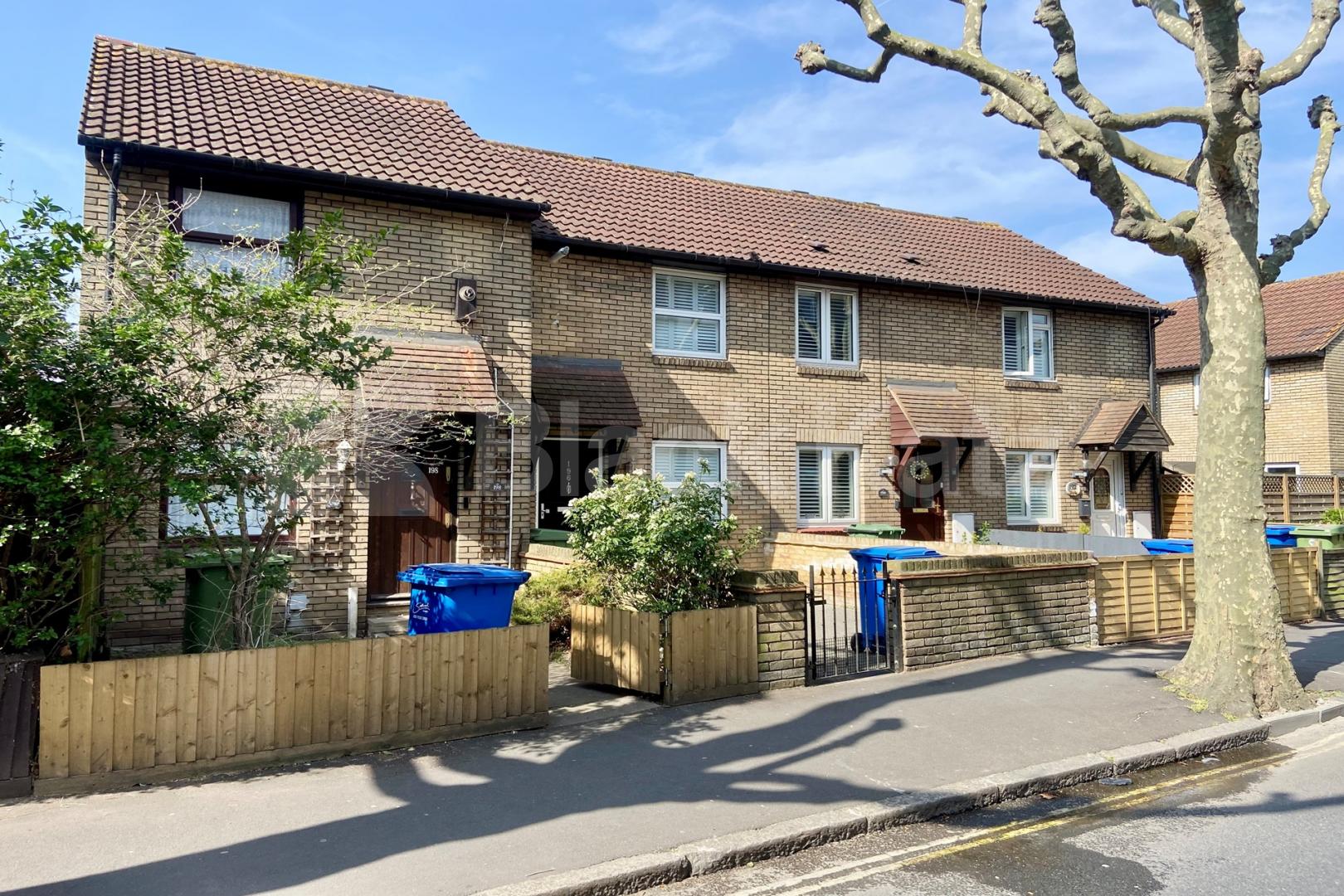 New build house with further study room & private garden  St. James's Road , Bermondsey
