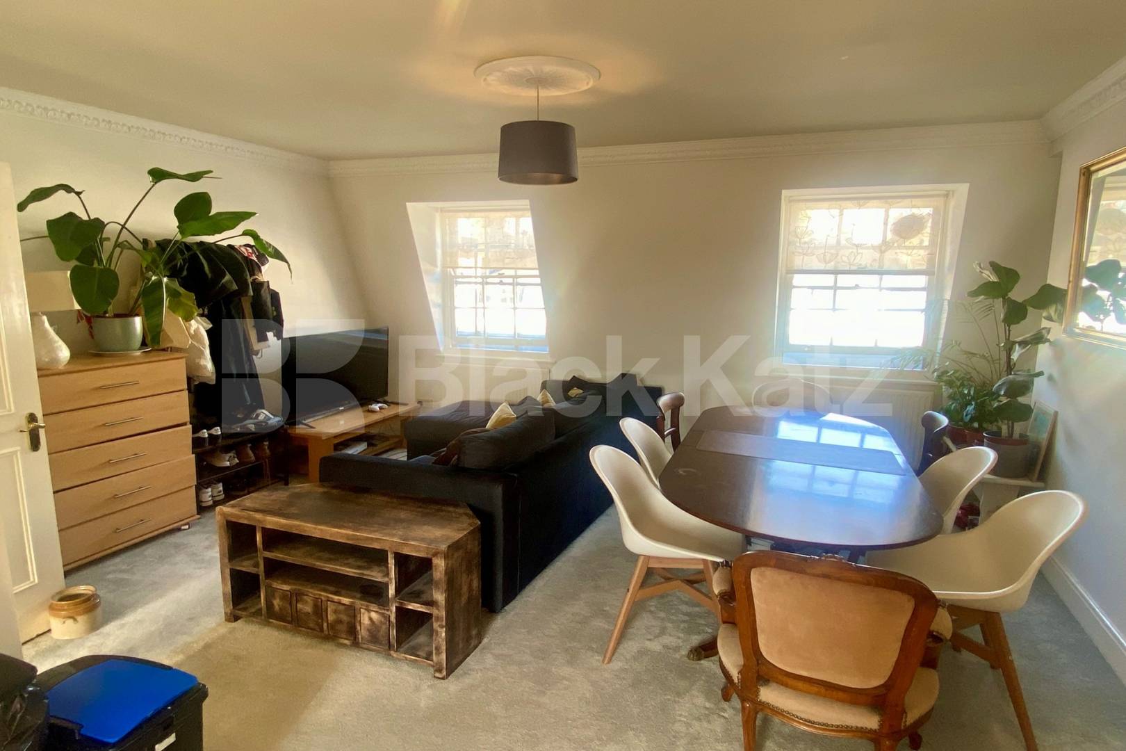 Triplex period conversion over 1000 Sq.Ft   Alderney Street , Pimlico