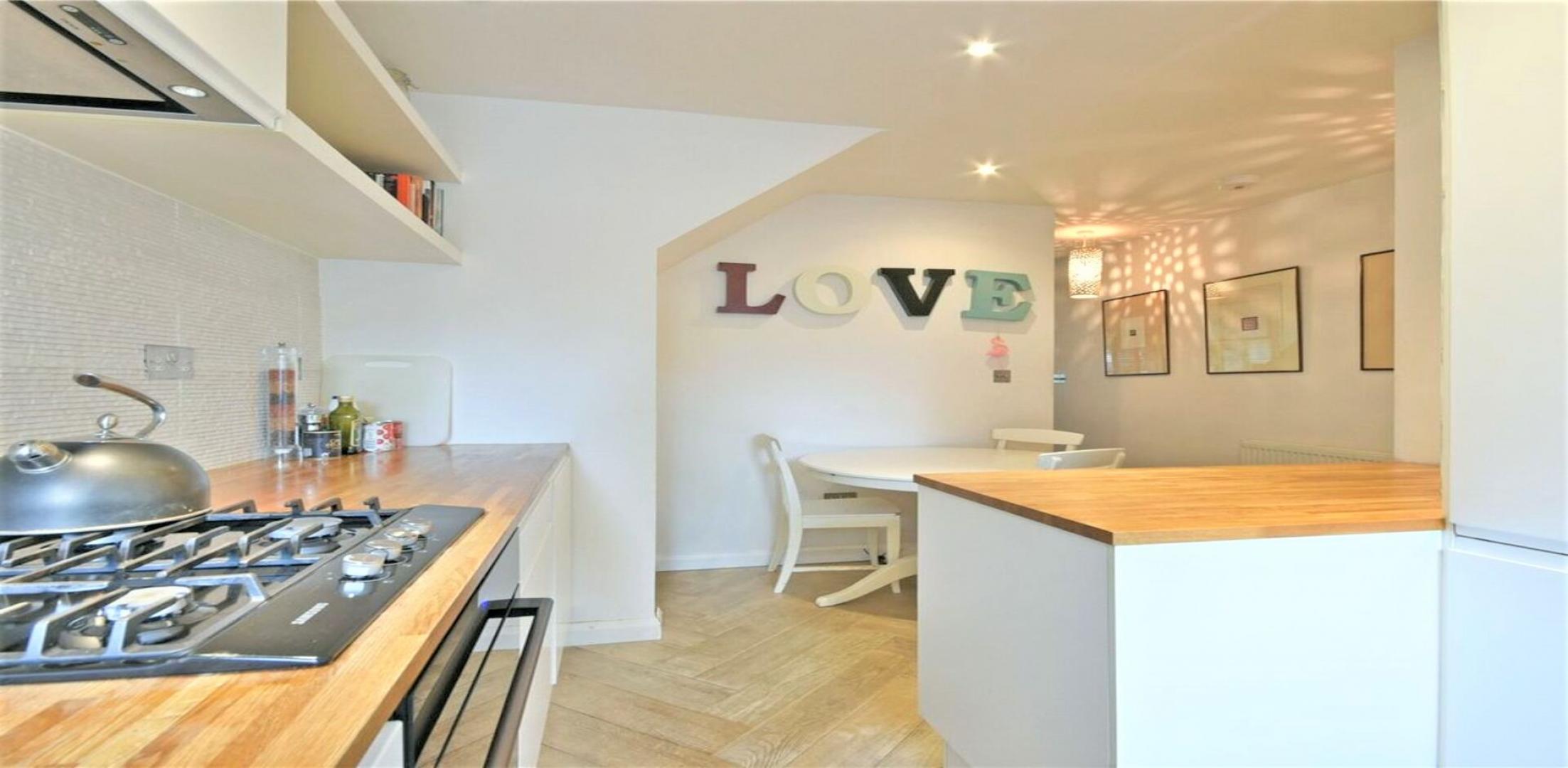 			2 Bedroom, 1 bath, 1 reception Flat			 Willesden Lane, Willesden Green