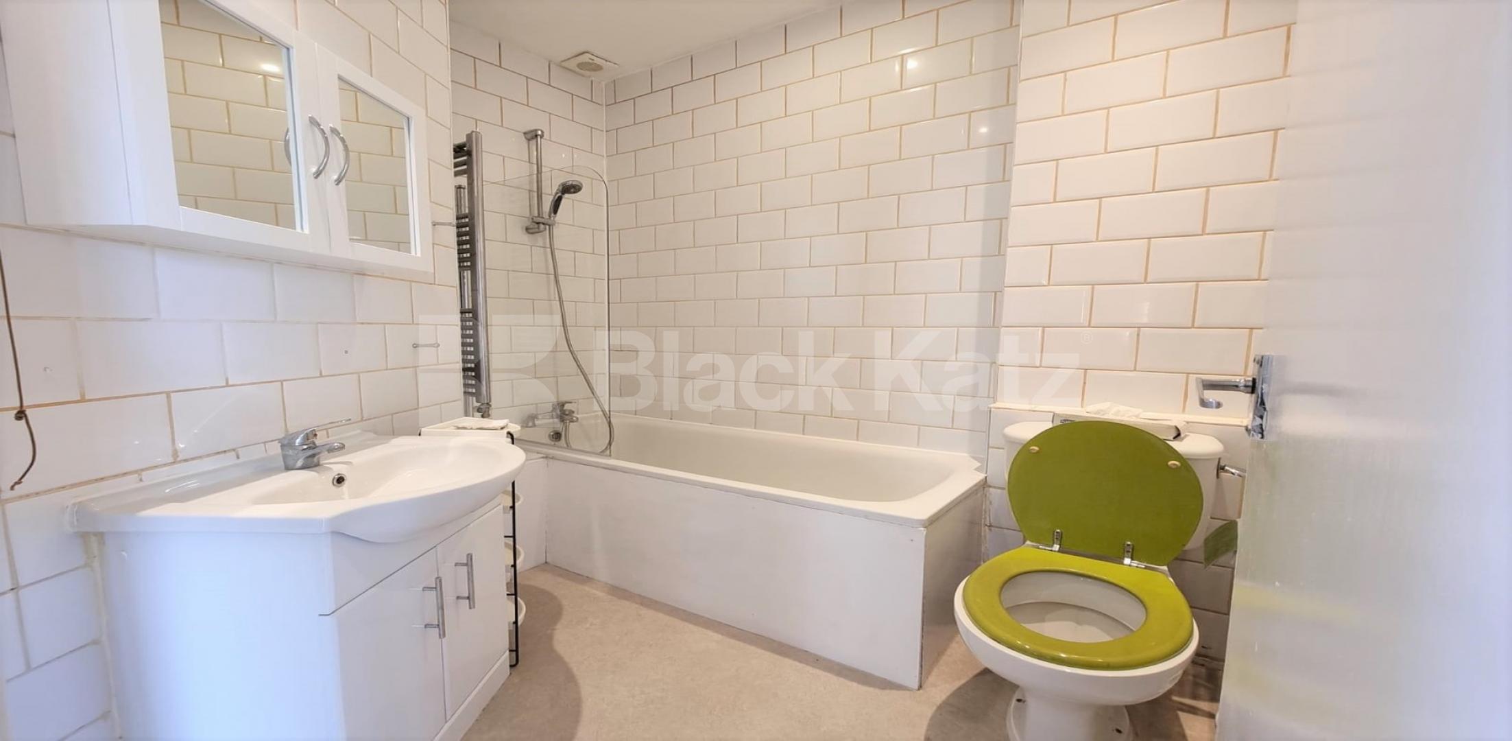 A spacious and well-presented two-bedroom apartment available to rent in the heart of Cricklewood, available from the end of April.This bright and airy property features a generous reception room, perfect for both relaxing and entertaining, along wit Claremont Road, London, NW2,  London