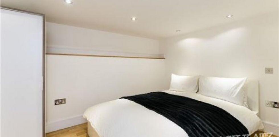 			UNDER OFFER , 1 Bedroom, 1 bath, 1 reception Apartment			 Fitzjohns Avenue, HAMPSTEAD