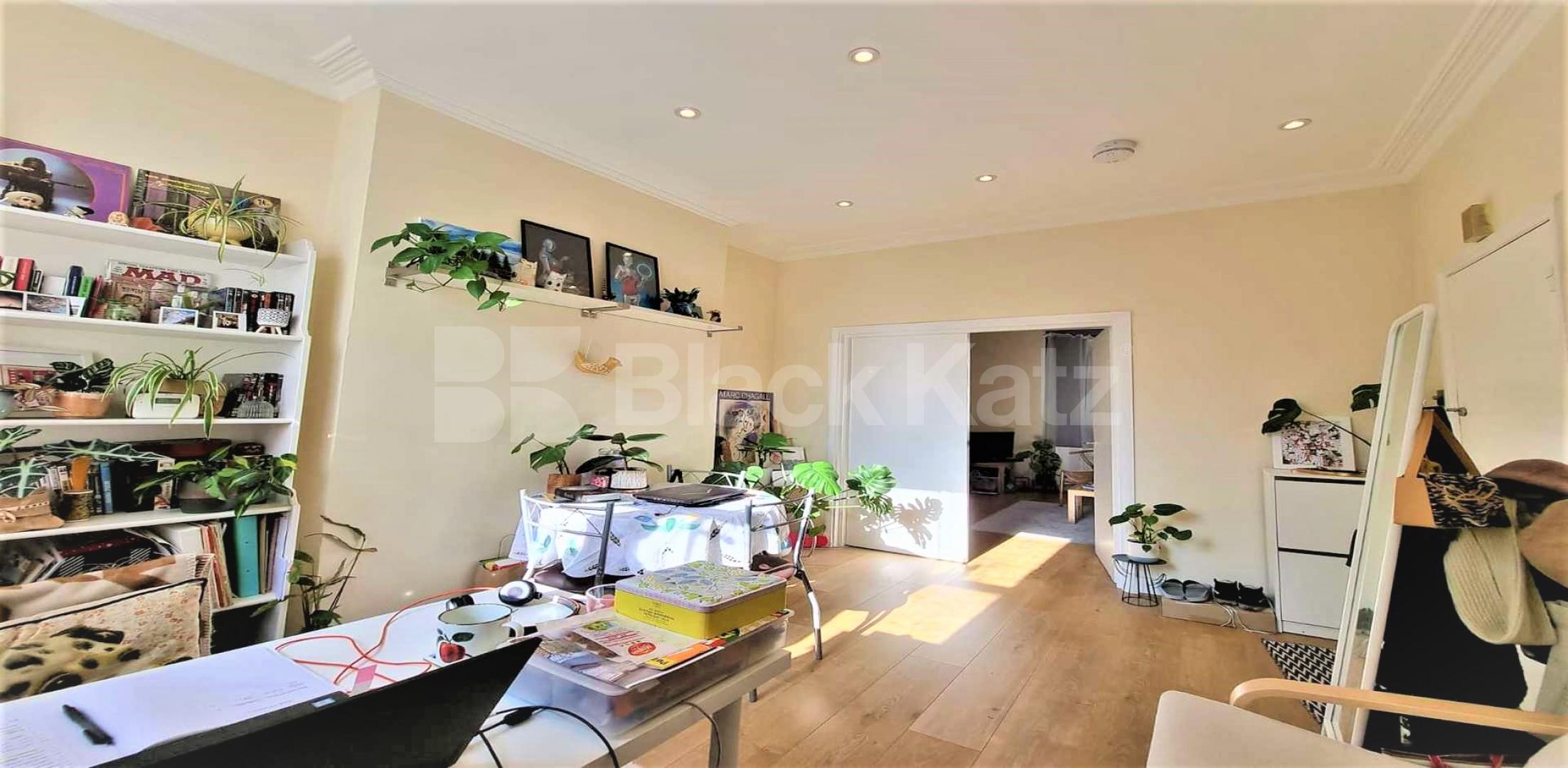 			1 Bedroom, 1 bath, 1 reception Flat			 Sulgrave Road, HAMMERSMITH