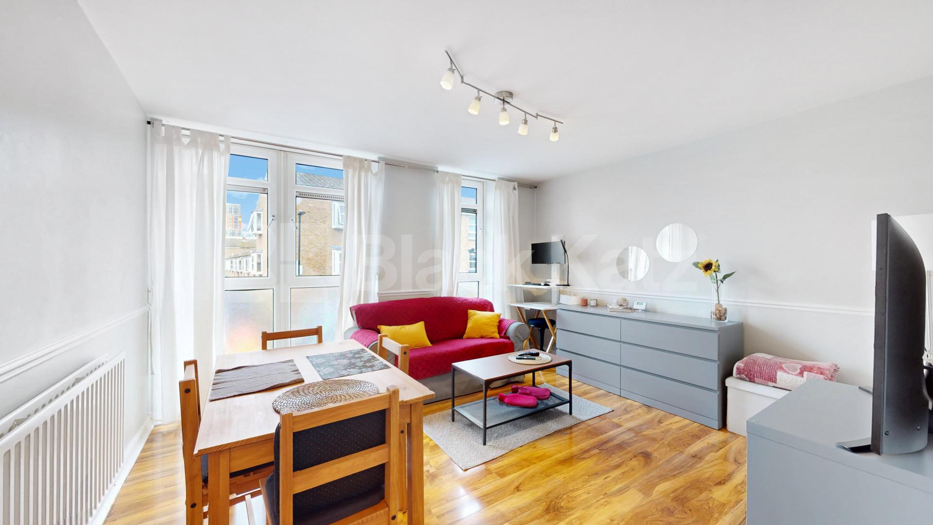 Spacious one bedrrom flat located within zone1 and walking distance to Hyde Park Ashbridge Street, Marylebone