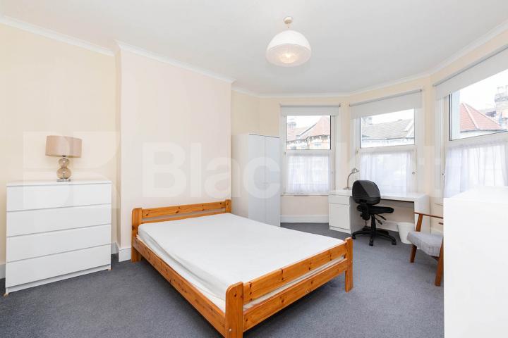 stunning 6 bedroom house located near the green spaces of Finsbury Park Duckett Road, Harringay - Hornsey