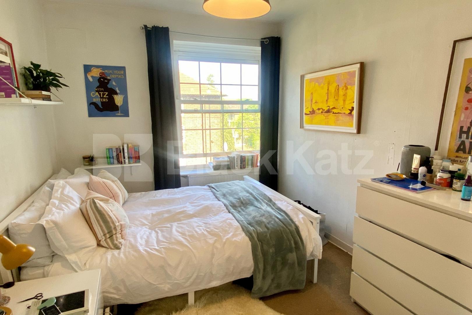 Bright and Airy Three Bedroom Apartment in the Heart of SE1 Bath Terrace, London Bridge