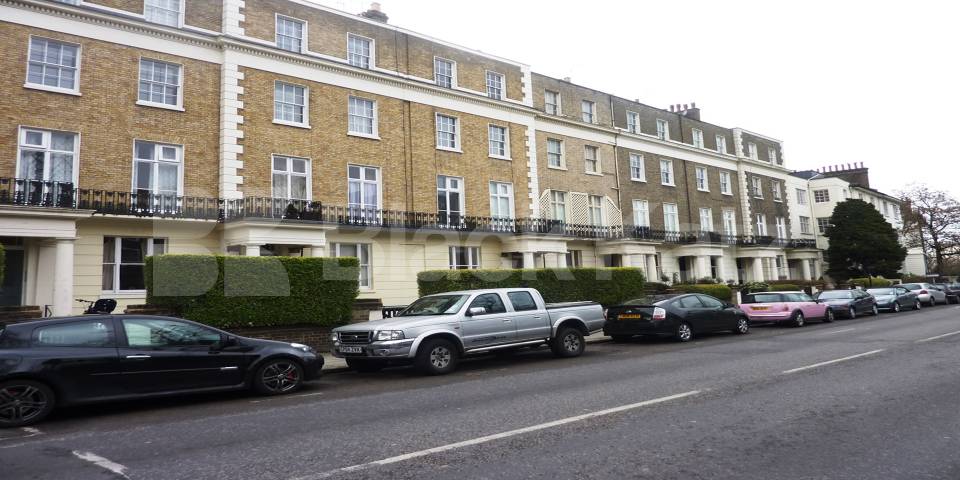 			1 Bedroom,  bath, 1 reception 			 Gloucester Avenue, Primrose Hill / Regents Park