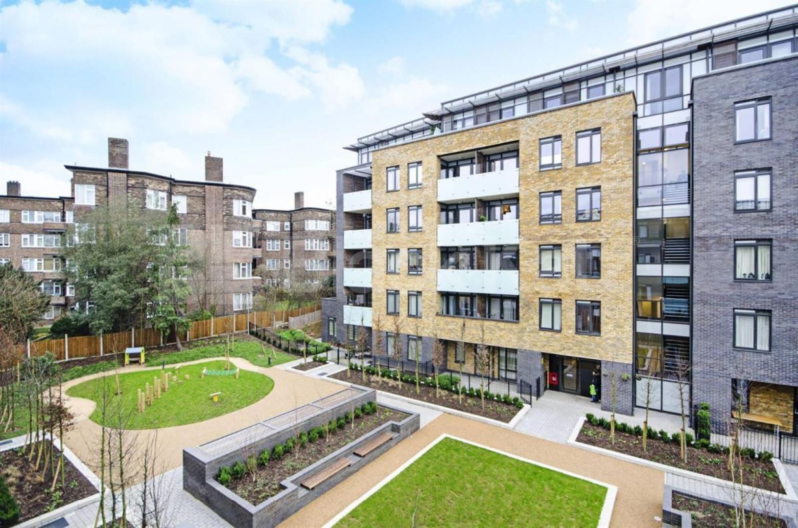 Stunning 2 bed 2 bath property within a secure new development Cecil Grove, St Johns Wood / Primrose Hill