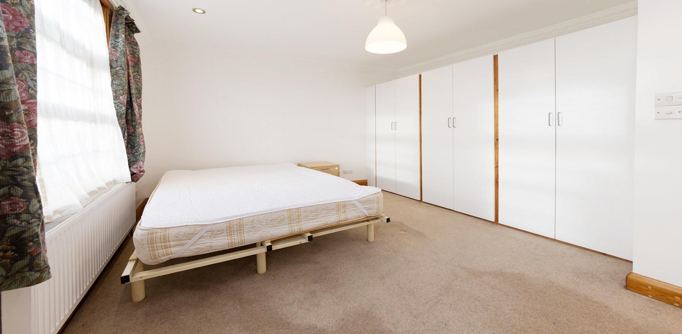 			1 Bedroom, 1 bath, 1 reception Flat			 Burnley Road, Dollis Hill, DOLLIS HILL