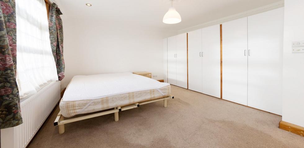 			1 Bedroom, 1 bath, 1 reception Flat			 Burnley Road, Dollis Hill, DOLLIS HILL
