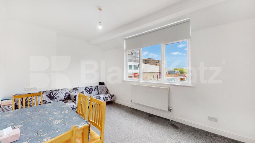 This is a large one double bedroom flat set on the top floor of period conversion next to Edgware Road station (Northern line) Station Road, Edgware, HA8,  Edgware