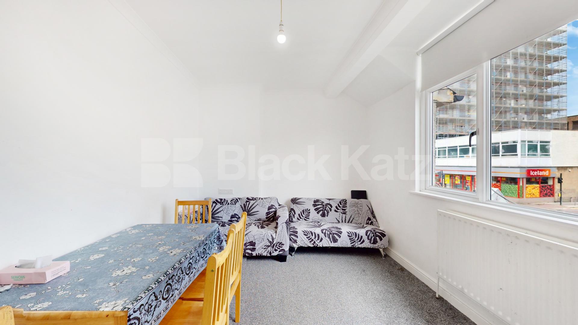 This is a large one double bedroom flat set on the top floor of period conversion next to Edgware Road station (Northern line) Station Road, Edgware, HA8,  Edgware
