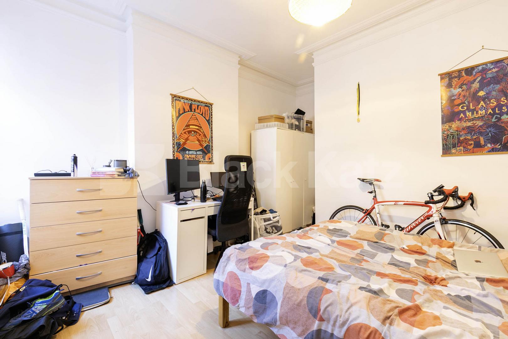 			3 Bedroom, 2 bath, 1 reception 			 West End Lane, London, NW6,  London