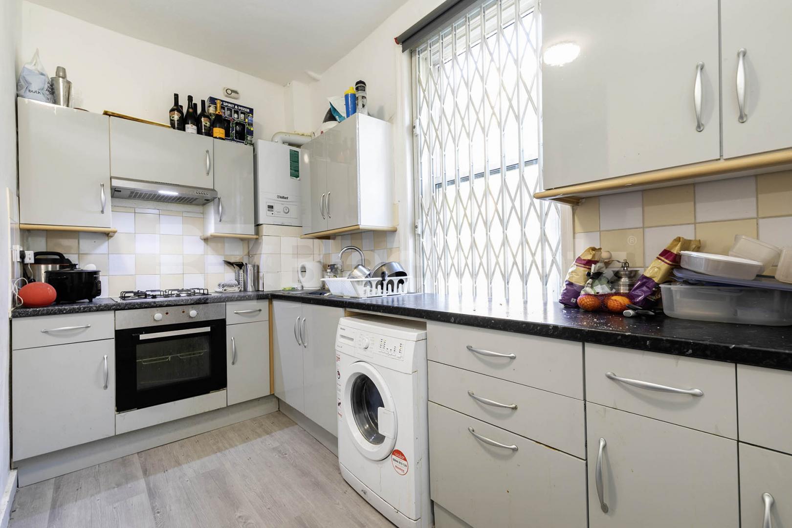 			3 Bedroom, 2 bath, 1 reception 			 West End Lane, London, NW6,  London