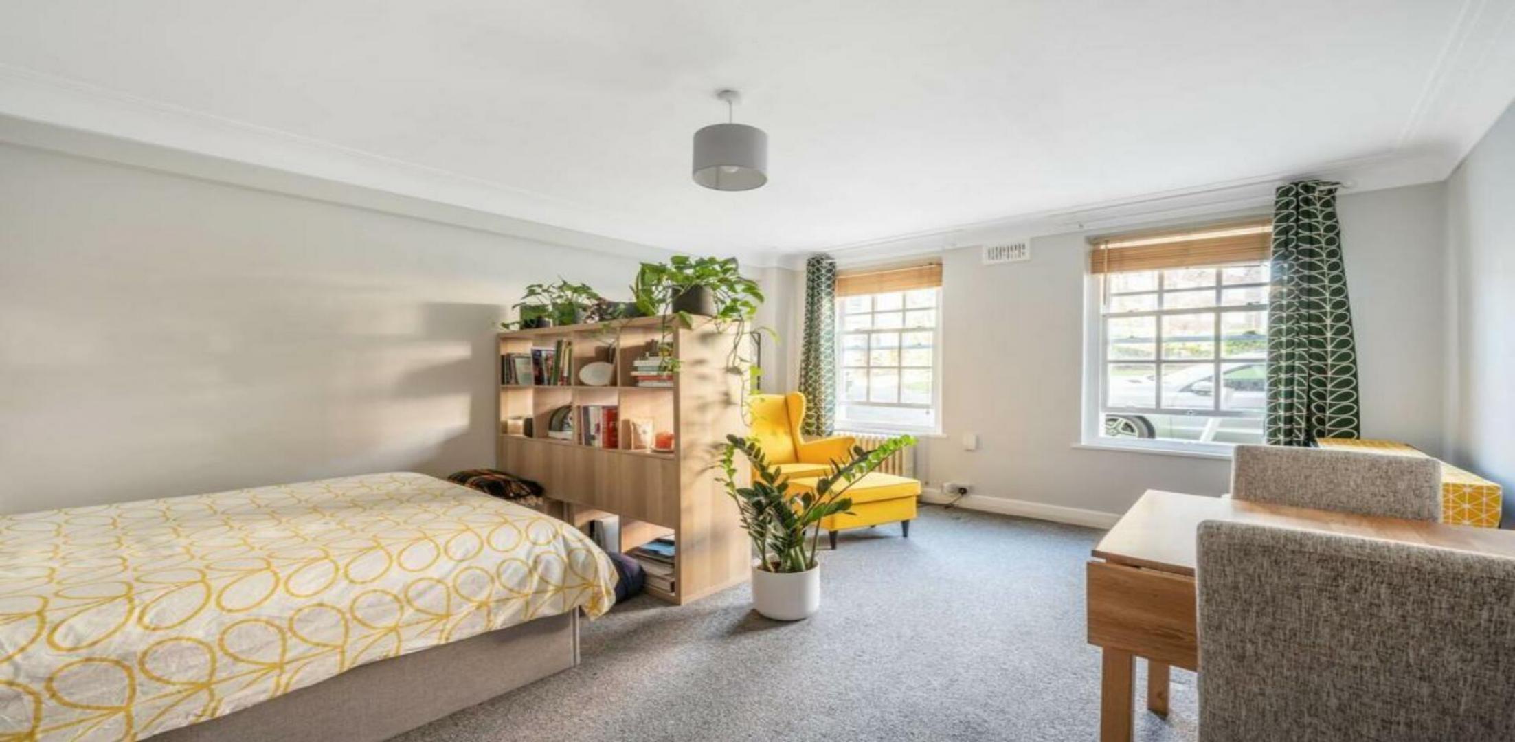 			HEATING and HOT WATER INCLUDED, Studio Apartment, 1 bath, 1 reception Apartment			 Eton Rise, Eton College Road, BELSIZE PARK/CHALK FARM